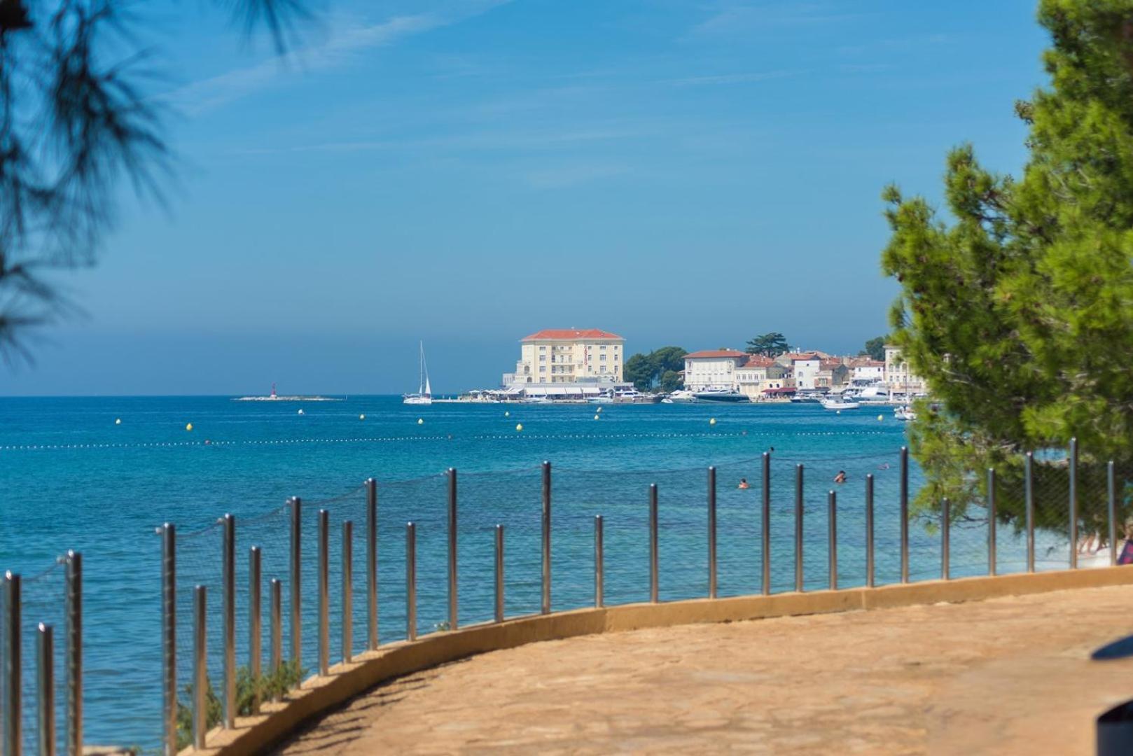 Apartment Gaby With Balcony Poreč Dış mekan fotoğraf